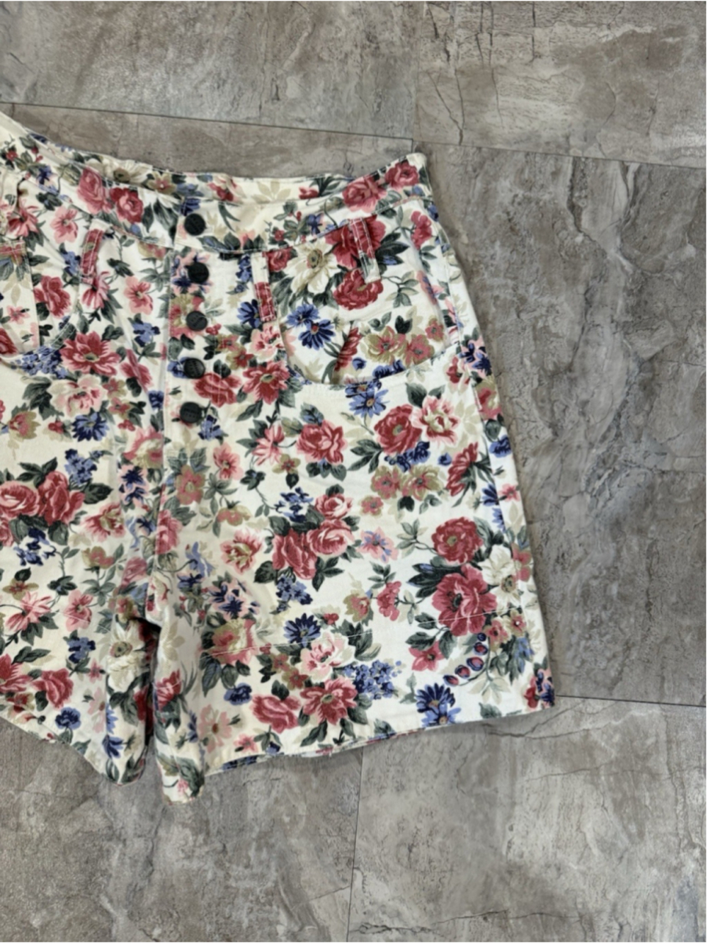 VTG 80s Breakers Bright Floral Cotton High Waisted Button Fly Shorts USA Sz 13